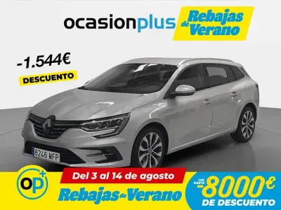 Usado Renault Mégane GrandTour Techno 140 CV (102 kW) 2023 Gris / plata Familiar