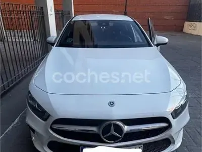 Usado Mercedes A180 109 CV (80 kW) 2019 Blanco Berlina