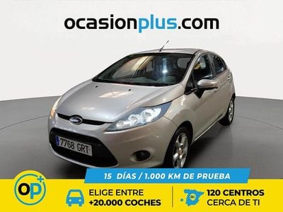 Usado Ford Fiesta Trend 97 CV (71 kW) 2009 Gris Utilitario
