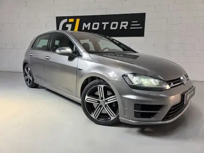 Usado VW Golf VII R 300 CV (220 kW) 2015 Gris / plata Berlina
