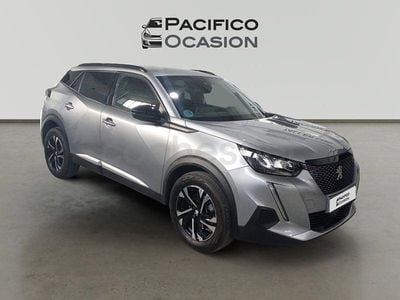 Usado Peugeot 2008 Allure 130 CV (95 kW) 2023 Gris / plata SUV