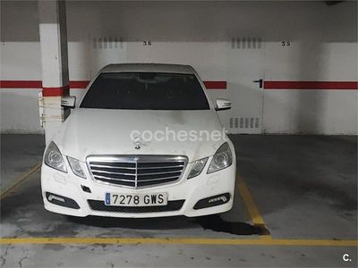 Usado Mercedes E200 Avantgarde 136 CV (100 kW) 2010 Blanco Berlina