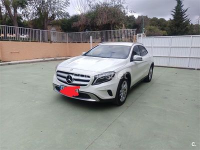 Usado Mercedes GLA200 Style 136 CV (100 kW) 2015 Blanco SUV