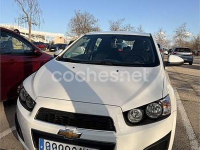 Usado Chevrolet Aveo LT 86 CV (63 kW) 2011 Blanco Berlina