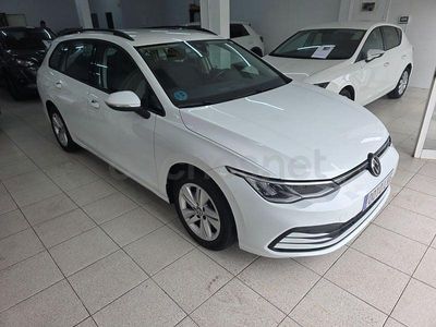 Usado VW Golf VIII 115 CV (84 kW) 2021 Blanco Familiar
