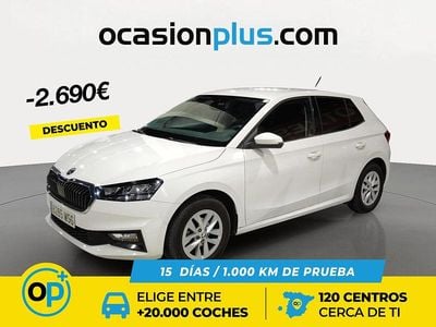 Usado Skoda Fabia Selection 95 CV (69 kW) 2024 Blanco Berlina
