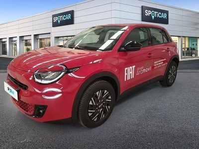 Rojo Usado 2024 Fiat 600E Red | 28.900 € (Caro)