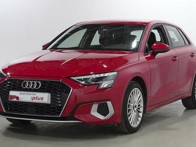 Käytetty Audi A3 Advanced Plus 116 HP (85 kW) 2022 Punainen Sedan