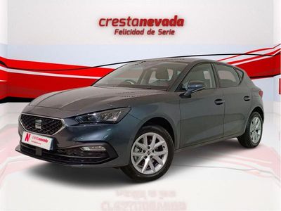 Usado Seat Leon Style 130 CV (95 kW) 2024 Gris