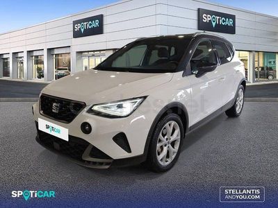 Usado Seat Arona FR 90 CV (66 kW) 2021 Blanco SUV