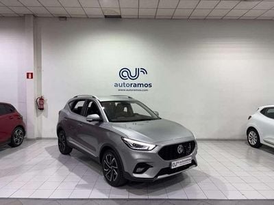 Usado MG ZS Luxury 106 CV (77 kW) 2023 Gris SUV