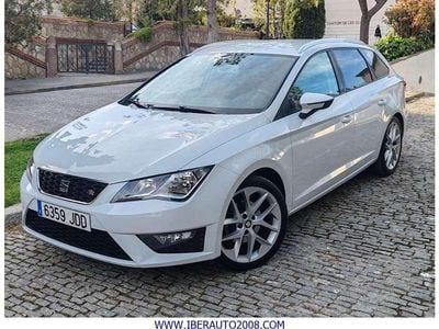 Usado Seat Leon ST FR 150 CV (110 kW) 2015 Blanco Familiar