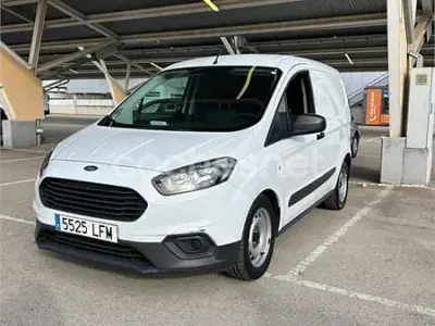 Käytetty Ford Tourneo Courier