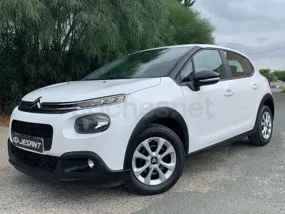 Usado Citroën C3 Feel 99 CV (72 kW) 2019 Blanco Utilitario