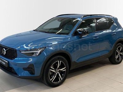Begagnad Volvo XC40 Plus 163 HK (119 kW) 2025 Blå SUV