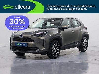 Usado Toyota Yaris Cross Business Edition 116 CV (85 kW) 2022 Gris / plata SUV
