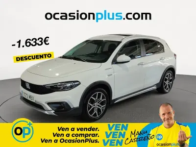 Usado Fiat Tipo Cross 130 CV (95 kW) 2022 Blanco Berlina