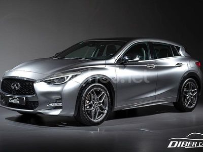 Gris / plata Usado 2017 Infiniti Q30 Sport Tech Utilitario | 17.900 €