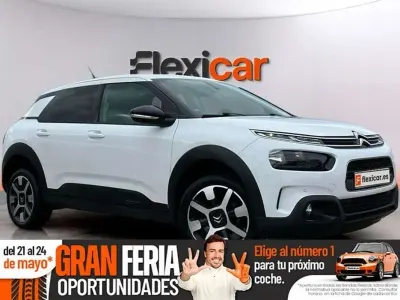 Usado Citroën C4 Cactus Shine 102 CV (75 kW) 2019 Blanco Utilitario