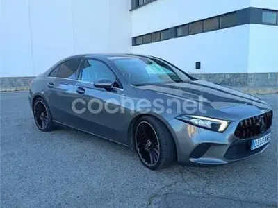 Begagnad Mercedes A200