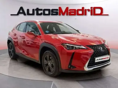 Usado Lexus UX Business Edition 186 CV (136 kW) 2022 Rojo SUV
