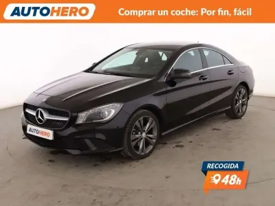 Usado Mercedes CLA200 Urban 136 CV (100 kW) 2016 Negro Coupe