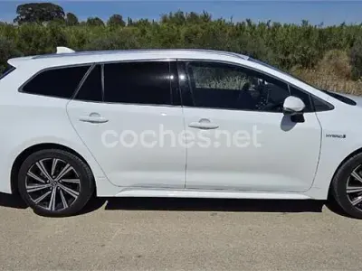 Usado Toyota Corolla Active 180 CV (132 kW) 2021 Blanco Familiar