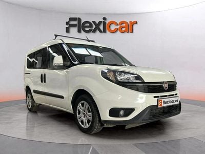 Usado Fiat Doblò Easy 95 CV (69 kW) 2020 Blanco Monovolumen