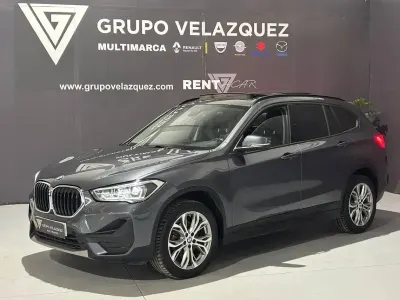 Usado BMW X1 Advantage 136 CV (100 kW) 2021 Gris SUV