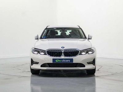 BMW 330e