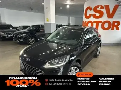 Usado Ford Kuga Titanium 225 CV (165 kW) 2022 Negro SUV