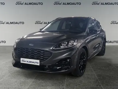 Usado Ford Kuga ST-Line X 150 CV (110 kW) 2023 Gris SUV