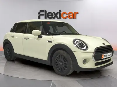 Usado Mini Cooper 136 CV (100 kW) 2019 Beige Utilitario