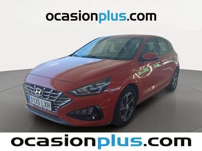 Usado Hyundai i30 120 CV (88 kW) 2022 Rojo Utilitario