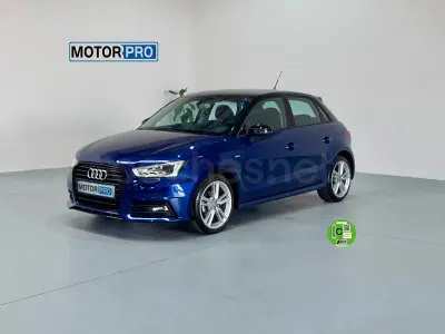 Begagnad Audi A1 Sportback S-Line 95 HK (69 kW) 2018 Blå Halvkombi