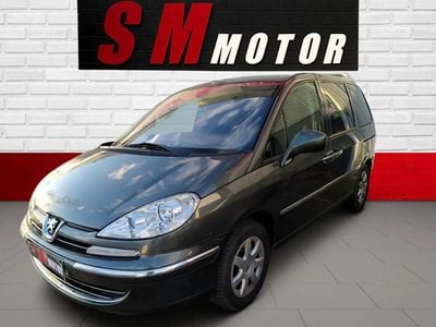 Usado Peugeot 807 Active 136 CV (100 kW) 2013 Gris / plata Monovolumen