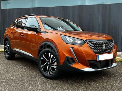 Usado Peugeot 2008 Allure 110 CV (80 kW) 2022 Naranja SUV