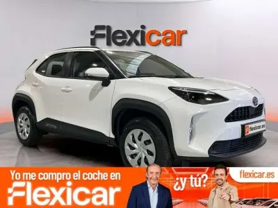 Nuevo Toyota Yaris Cross Active 131 CV (96 kW) 2026 Blanco SUV