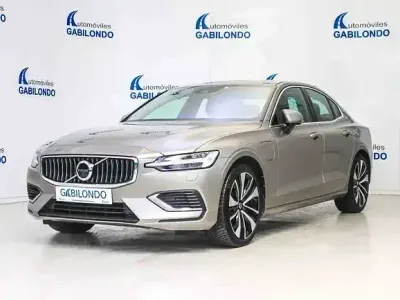 Usado Volvo V60 Inscription 340 CV (250 kW) 2020 Gris Familiar