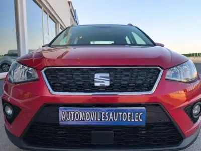 Usado Seat Arona XCELLENCE 116 CV (85 kW) 2021 Burdeos SUV