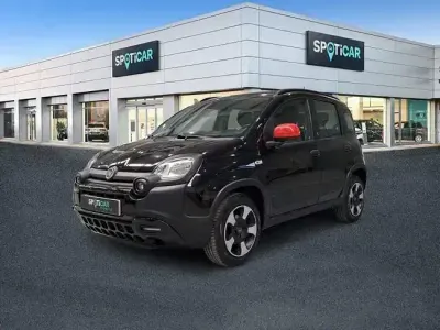 Usado Fiat Panda Cross Cross 70 CV (51 kW) 2022 Negro Utilitario