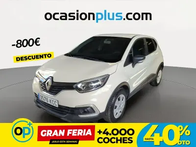Usado Renault Captur Life 90 CV (66 kW) 2017 Beige SUV