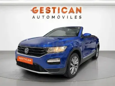 Usado VW T-Roc Style 110 CV (80 kW) 2021 Azul SUV
