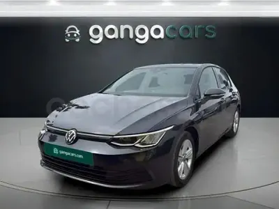 Usado VW Golf VIII Life 110 CV (80 kW) 2022 Negro Berlina