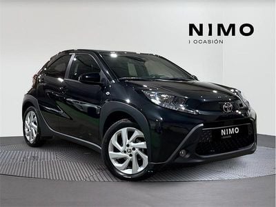 Usado Toyota Aygo X Play 72 CV (52 kW) 2024 Negro azabache SUV