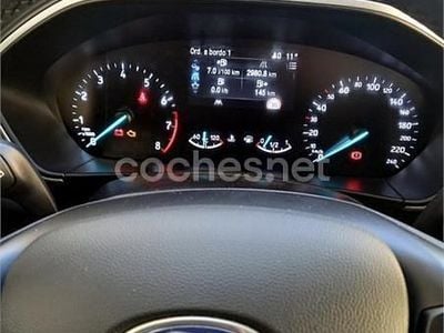 Usado Ford Focus Trend 125 CV (91 kW) 2019 Negro Berlina