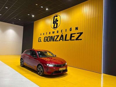 Usado Opel Astra Elegance 131 CV (96 kW) 2022 Rojo Utilitario