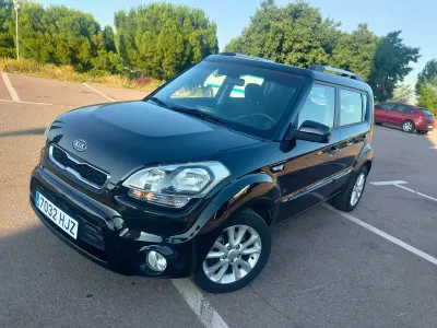 Usado Kia Soul 128 CV (94 kW) 2012 Negro SUV