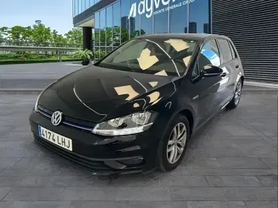 Usado VW Golf VIII Edition 131 HP (96 kW) 2020 Preto Citadino
