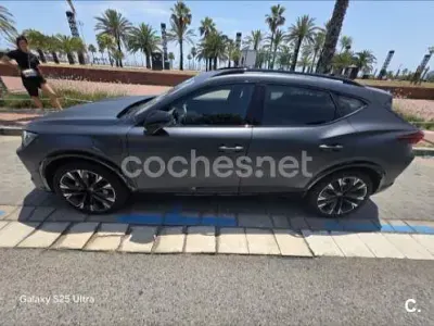 Usado Cupra Formentor 204 CV (150 kW) 2025 Gris / plata SUV